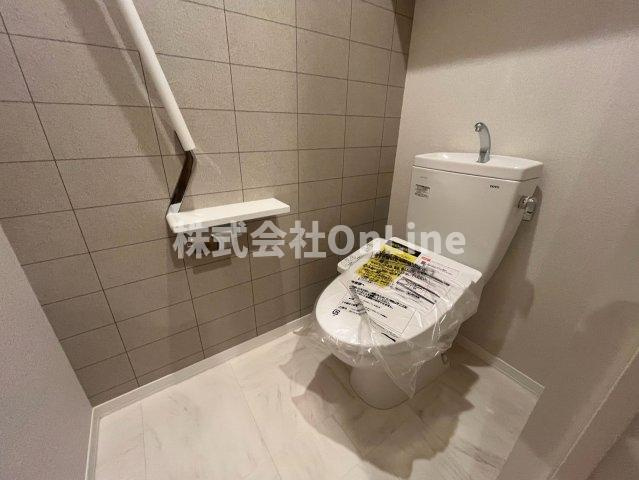 八尾市渋川町４丁目のアパートのトイレ