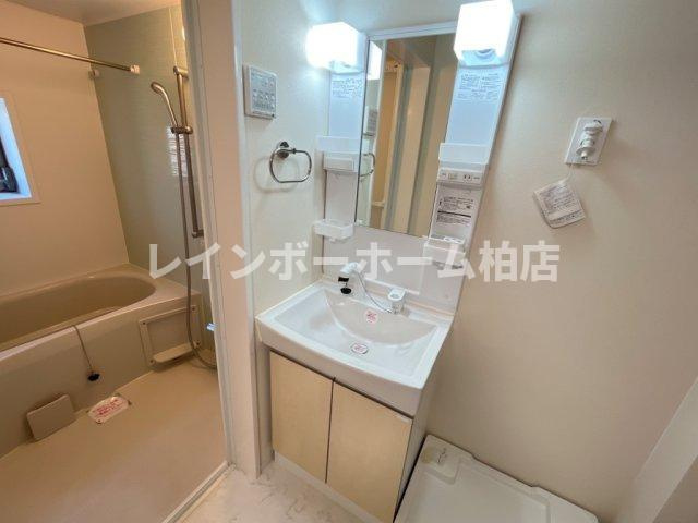 【仲介手数料：50％OFF】対象物件！の洗面所