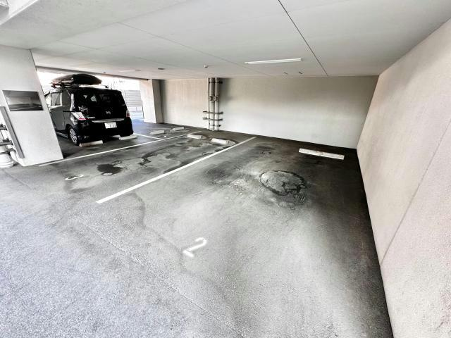 アルファステイツ姫路駅東の駐車場
