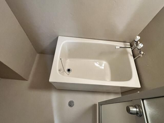 ソフト第一河辺マンションの浴室