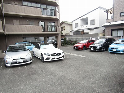 ヴィル・ド・ベールの駐車場