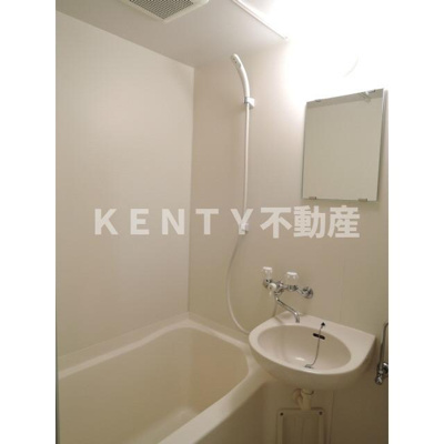 【浴室】 | プレールミホカテリーナ武蔵小山 | きれいなお風呂です