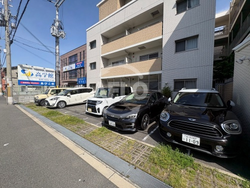 ブレスト我孫子町　苅田小学校区の駐車場|ブレスト我孫子町　駐車場