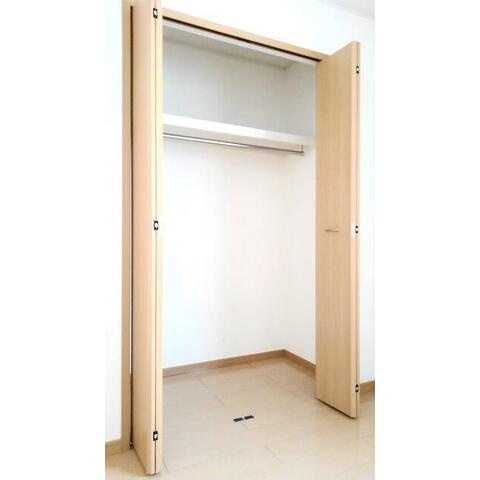 藤沢市辻堂元町２丁目のアパートの収納