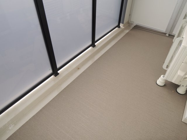【バルコニー】