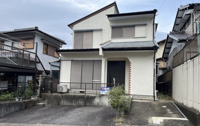 中古住宅　芥見南山1丁目の外観