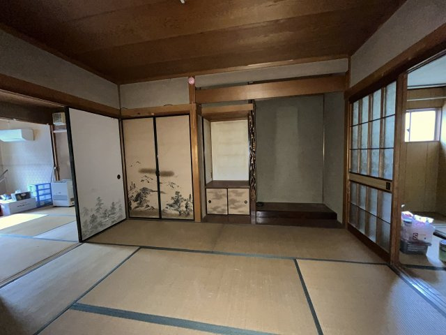 中古住宅　芥見南山1丁目の和室|1階　6帖