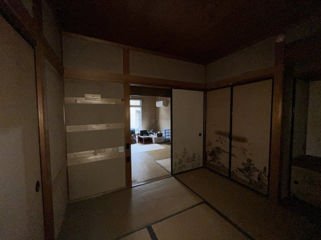 中古住宅　芥見南山1丁目の和室|1階　6帖から見た4.5帖