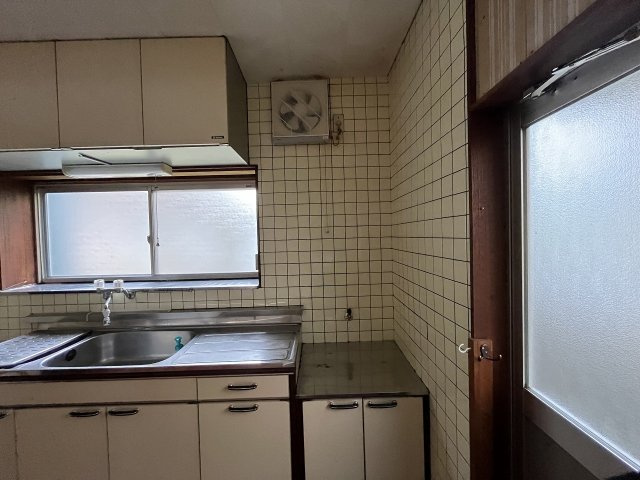中古住宅　芥見南山1丁目のキッチン|1階