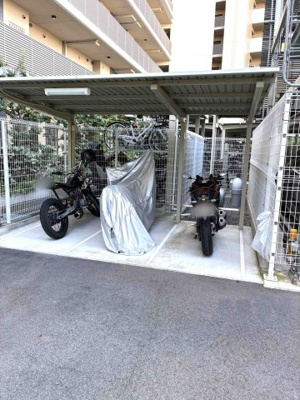 【駐車場】 | ライオンズ茨木総持寺ステーショングラン　オーナーチェンジ物件