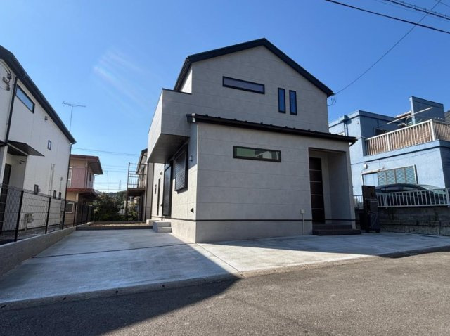 横浜市栄区長倉町 新築戸建て【仲介手数料無料】カースペース2台