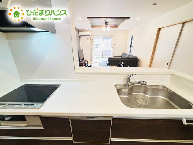 上尾市大谷本郷　中古戸建のキッチン