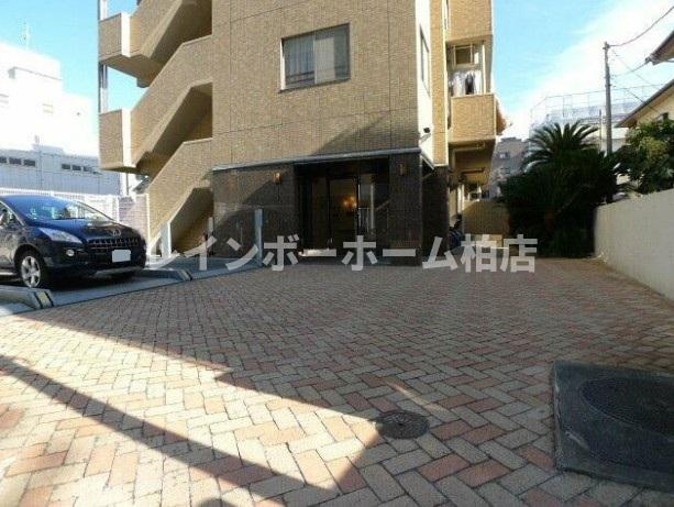 特典：仲介手数料が50％OFFです‼の駐車場|※現在空き無し
