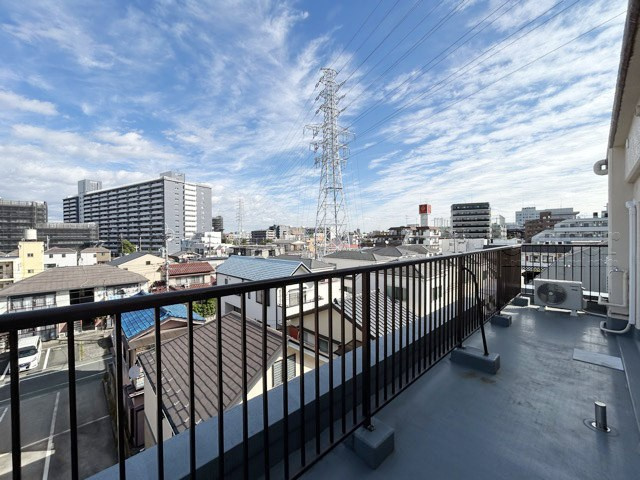 【展望】 | ロータスルート高島平 | ルーフバルコニーと眺望です。～即日のご見学可能～　お問合せはお気軽に。