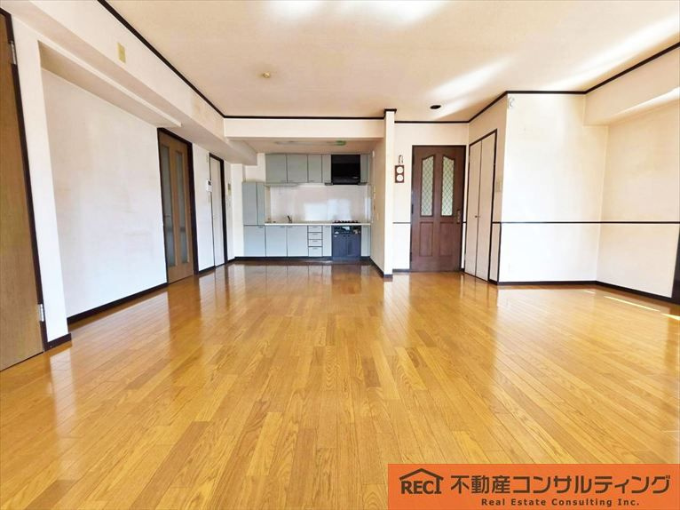 ラフォーレ甲子園の玄関