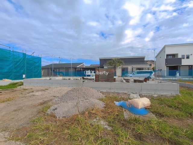 古河市諸川8期　新築戸建　2号棟の前面道路含む現地写真