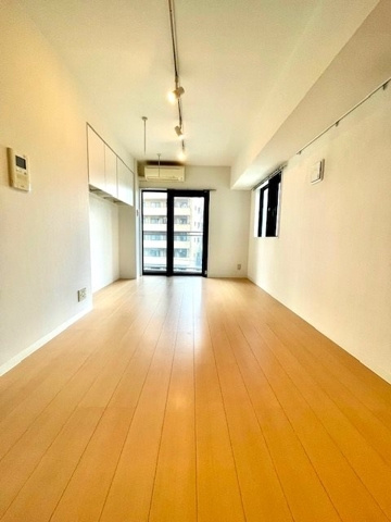 新品家具付きマンション市谷薬王寺町8(KaGood東京)の洋室