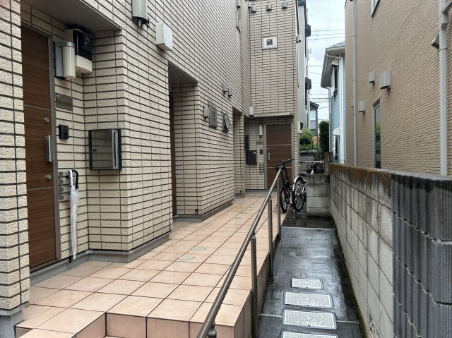 【エントランス】