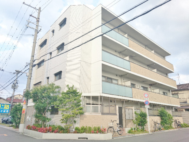 ブレスト我孫子町の外観