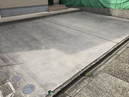 日比津町４ー１５５ＫＯＤＡＴＥＸⅣーＢの駐車場