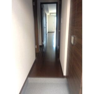 リーブル TSの玄関