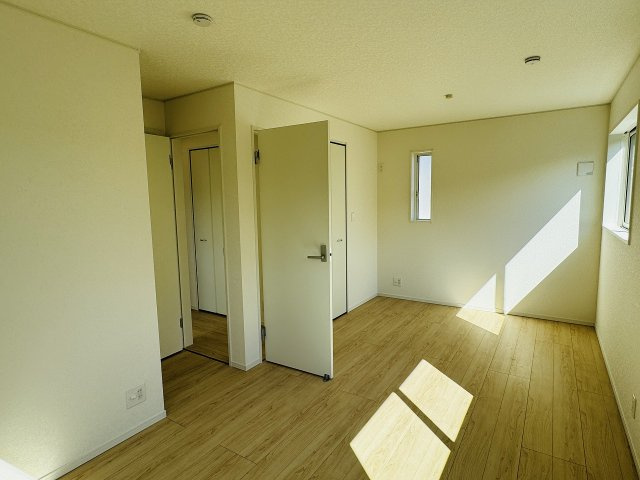 八王子市　宮下町　新築一戸建て　５期の子供部屋|～4.5帖と5帖の二部屋が一体となっています～