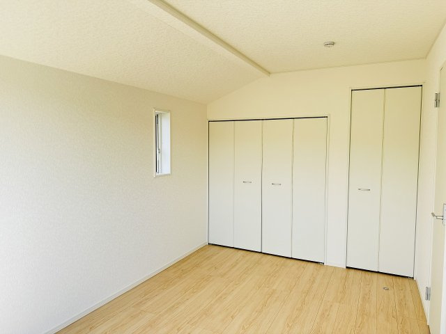 八王子市　宮下町　新築一戸建て　５期の寝室|～7.5帖の主寝室に収納もたっぷりです～
