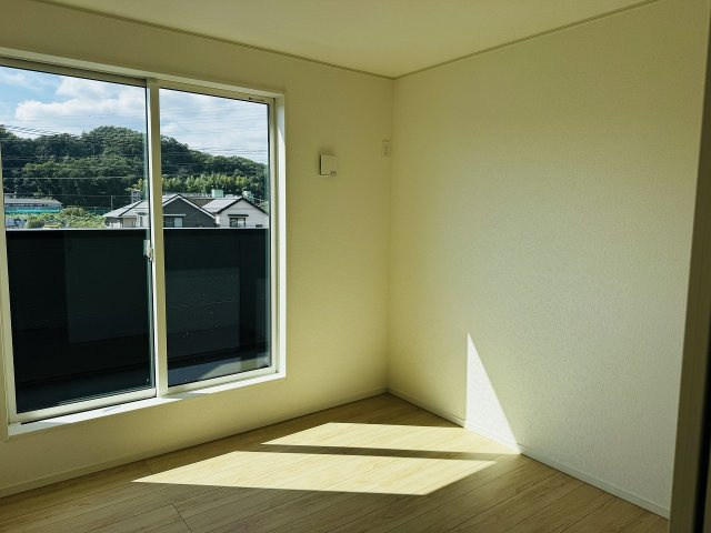 八王子市　宮下町　新築一戸建て　５期の洋室|～2階4.5帖の洋室～