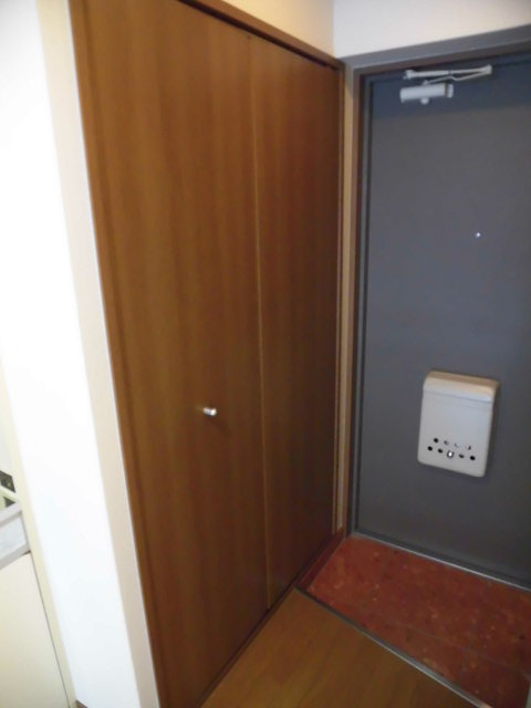 大阪市中央区材木町の賃貸マンションの収納