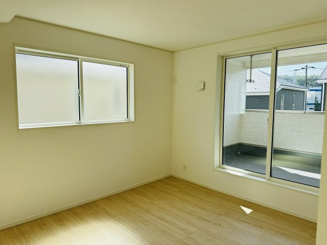 八王子市　宮下町　新築一戸建て　５期の寝室|～2階7.5帖の主寝室　ベッドなど大型家具のレイアウトもしやすい広さです～