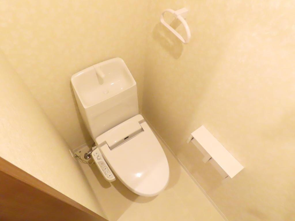 Signpost長与のトイレ
