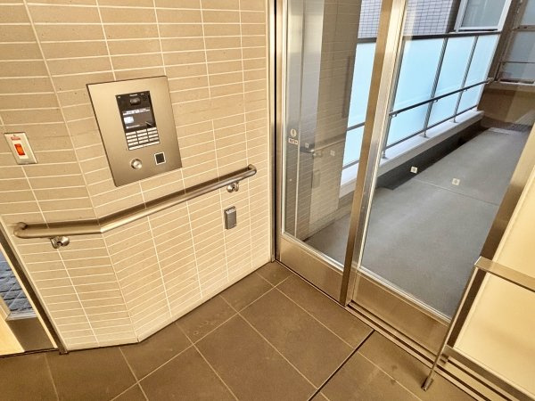 安心のオートロック完備②（ダブルオートロックタイプ）