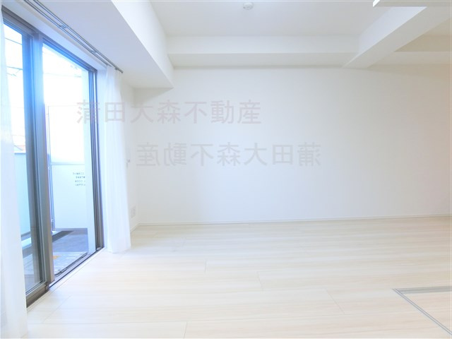LIBR GRANT羽田の居間・リビング
