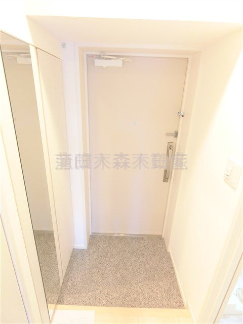 LIBR GRANT羽田の玄関
