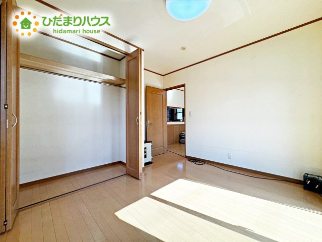 上尾市大谷本郷　二世帯中古戸建の収納|大きな収納付きです。