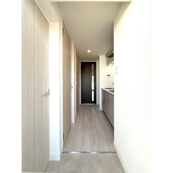 S-RESIDENCE福島grandeの玄関