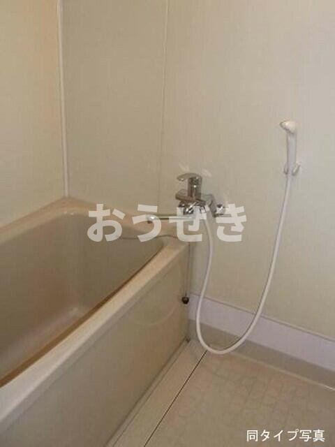 芙蓉ハイツⅡの浴室