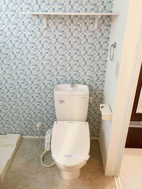 柏市今谷上町のアパートのトイレ