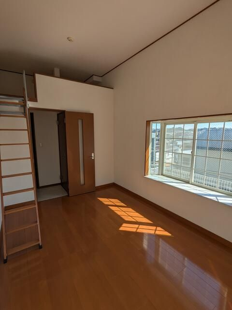 中里ＩＲＩＳの内装