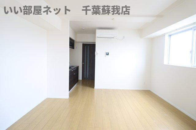 ニュートリノ要の居間・リビング|ゆったりとした居間です