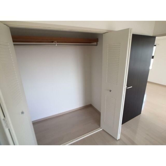 【収納】 | テラス鷺宮 | クローゼット完備。