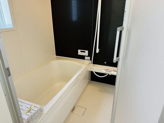 八王子市　宮下町　新築一戸建て　５期の浴室|～のびのびくつろげるバスルーム　１日の締めくくりに癒やしのバスタイムを～