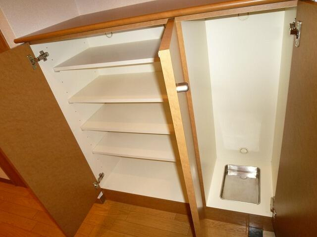 ステラメゾン下北沢の収納