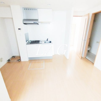 【居間・リビング】 | メゾン・フォンティーヌ | 洋室のお部屋です。