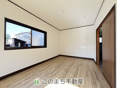 【洋室】 | KEM小山市横倉1期 | 南向きで陽当たりの良い洋室♪風通しもよく快適です☆
