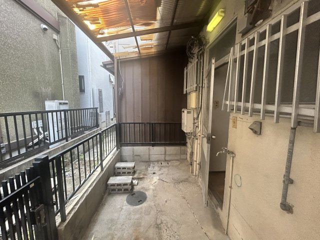 東新町2階建て兼テナント住宅のその他