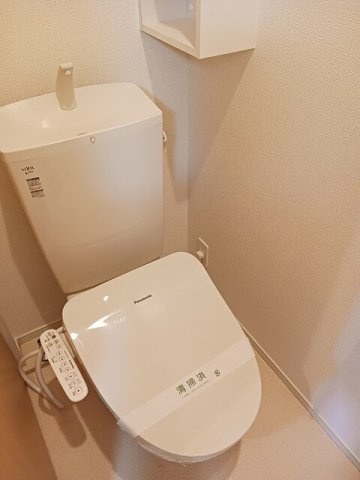 フィオーレ・カナンＤのトイレ