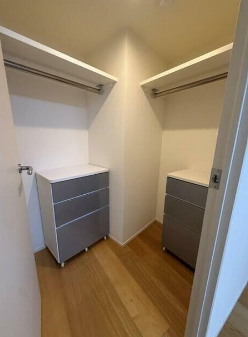 港区麻布十番２丁目の賃貸マンションの収納