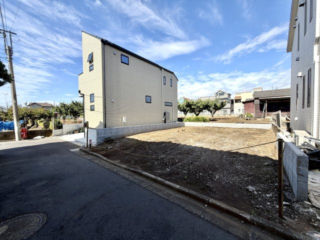 練馬区田柄2丁目　建築条件なし　南道路の限定1区画の前面道路含む現地写真