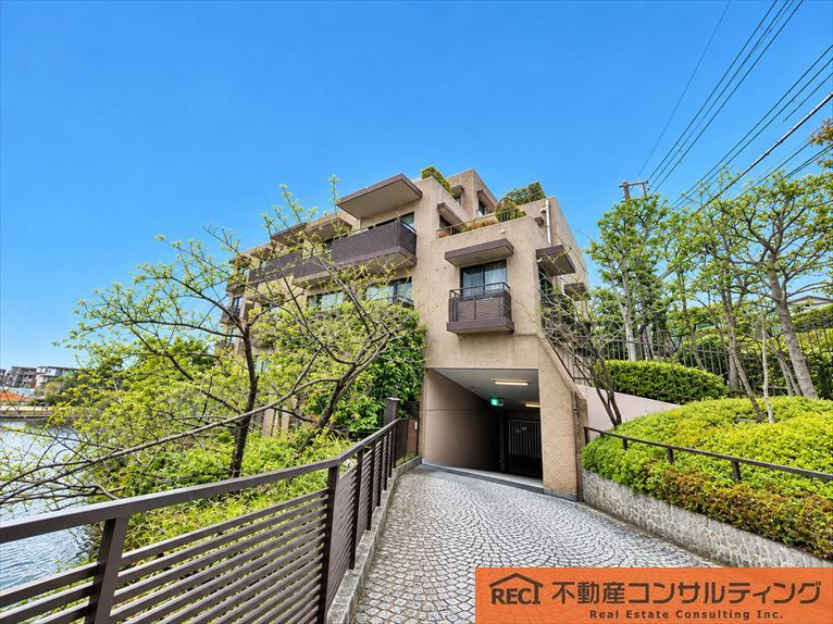 御影山手アーバンライフの外観